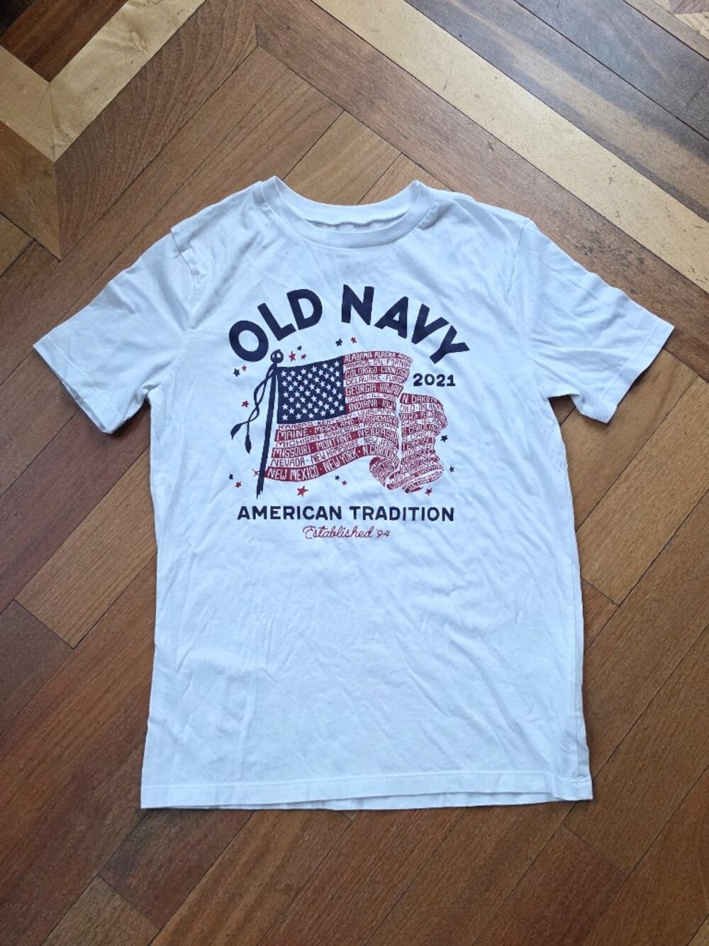 OLD NAVY Unisex Kids 2021 American Flag T-Shirt Size XL (14-16)